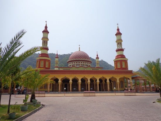 Singgah Ke Masjid Masjid Agung Istiqamah Tapaktuan