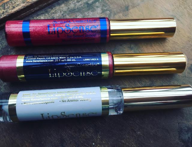 madmumof7 tests LipSense lipstick and gloss from Emmaculate Lips UK