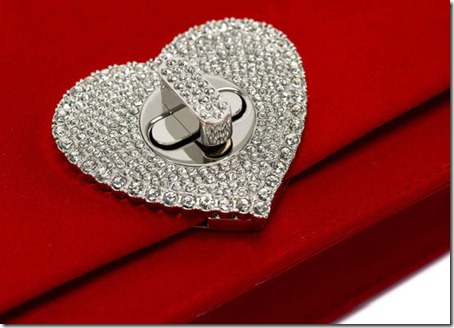 2012-Valentine's-Day-Accessories-1