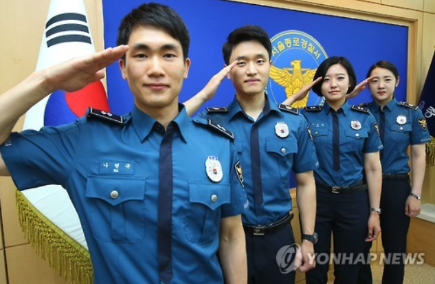 なぜ韓国の警官は身長の高い人が多い 韓国のイケメン警官にお世話に