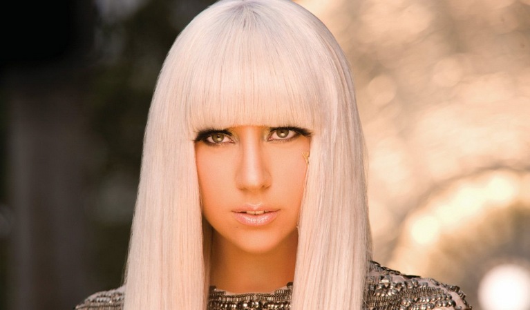 lady gaga hairstyle