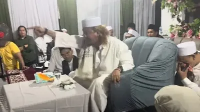 Habib Bahar Janji Oposisi Sampai Mati: Mau Anies, Prabowo, Ganjar, Komeng Nggak Ngaruh!