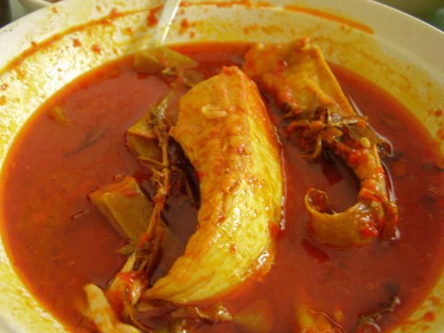 MY aRMaNiZaN mONoLOgUe: Asam Pedas Ikan Pari