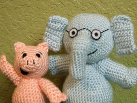 Crochet Piggie and Gerald Dolls based off of Mo Willems books