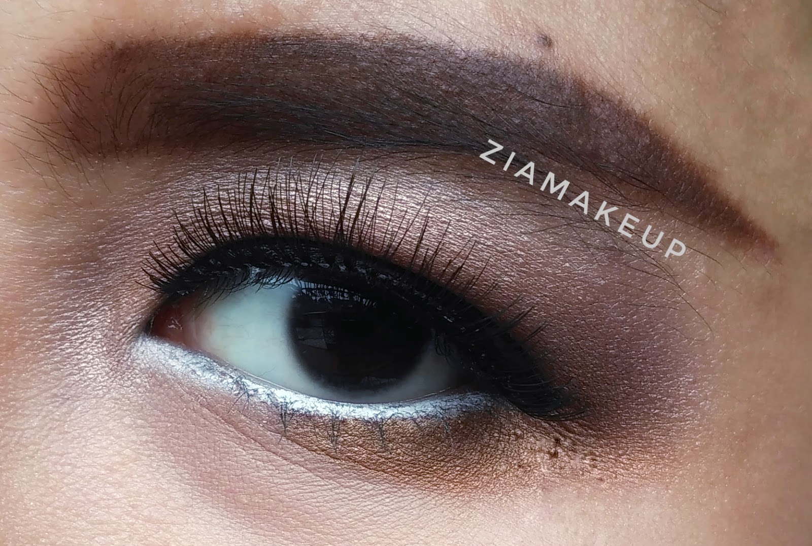 Review Wardah EyeXpert Eyeshadow Nude ZIAMAKEUP