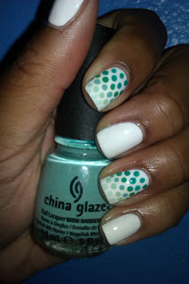 Ombre, polka dot, nail art, mani