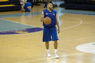 Anthony Davis durante el partido de la primera jornada de competición - Foto de Antonio Martel