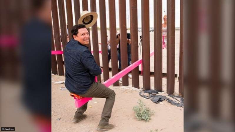 A baby swing on the US-Mexico border ... wins this year's Paisley Design award