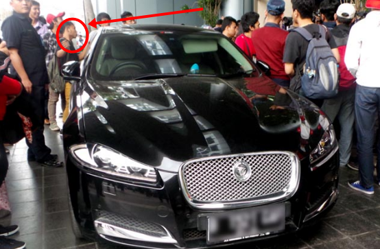 TAK DISANGKA Mobil  Jaguar Mewah  Tergores Pengusaha Muda 