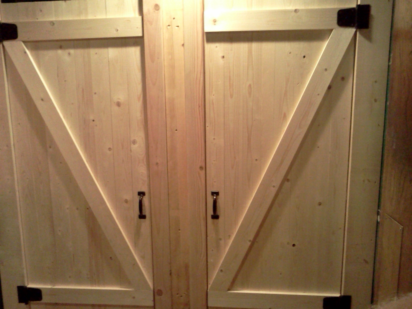 Renov8z Commercial Bathroom Stall Doors 