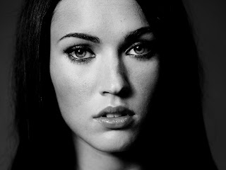 Free unwatermarked wallpapers of Megan Fox at Fullwalls.blogspot.com