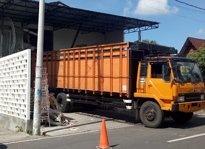 Sewa Truk Surabaya Pontianak