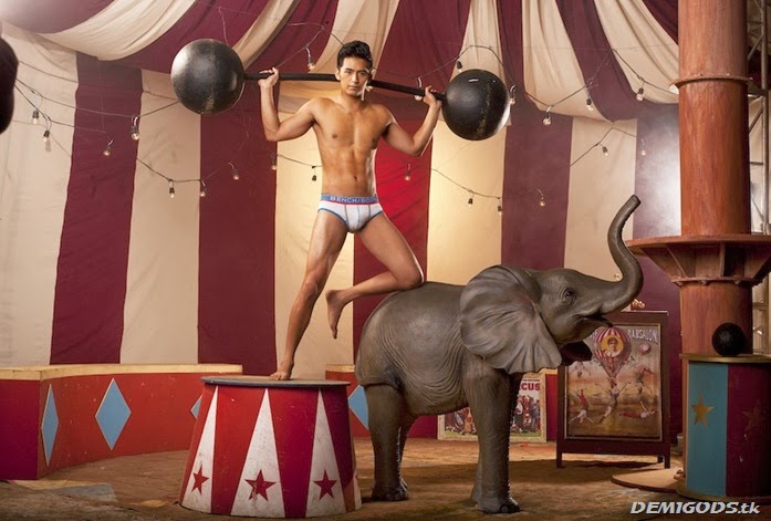 Enzo pineda Cirque de bench (1)