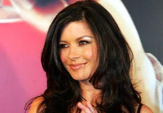 Catherine Zeta Jones Latest Haircut Pictures - Catherine Zeta Jones Hairstyle Ideas