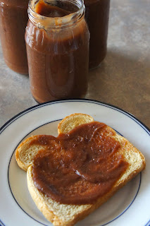 Crock Pot Apple Butter: Savory Sweet and Satisfying