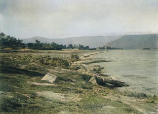 tepi pantai samosir dekat lumban suhi suhi samosir