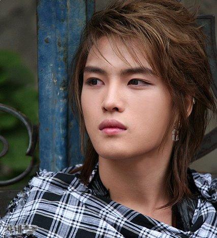 cool long haircuts for men. Cool Asian Hairstyle for guys!