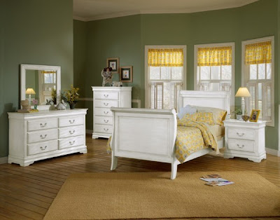 white bedroom furniture