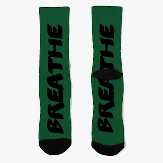 Breathe Crew Socks Dark Green