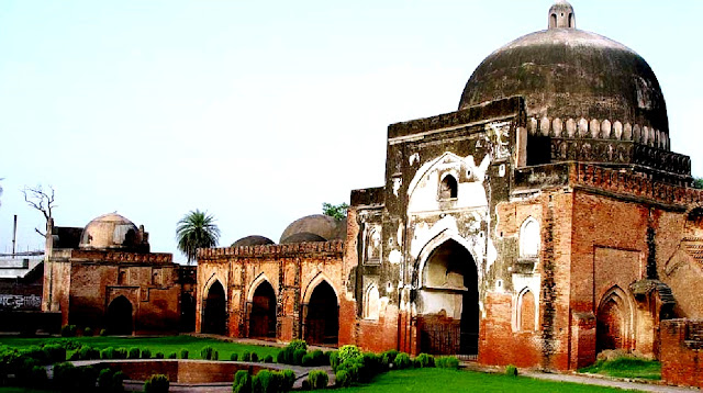 Kabuli Bagh Mosque