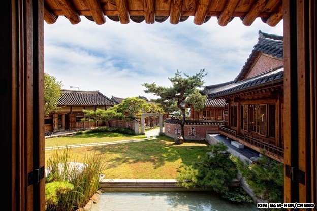 Mengenal Arsitektur Rumah  Tradisional  Korea