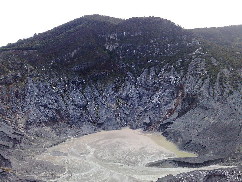 Contoh Cerita Rakyat Gunung Tangkuban Perahu - Contoh Yes