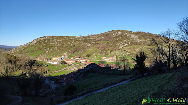 Yernes, vista subiendo a la Braña Senra