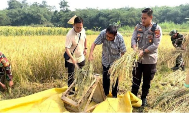 Lewat Bertani dan Berternak Kapolsek Panongan Gerakkan Ekonomi Warga Panongan Tangerang