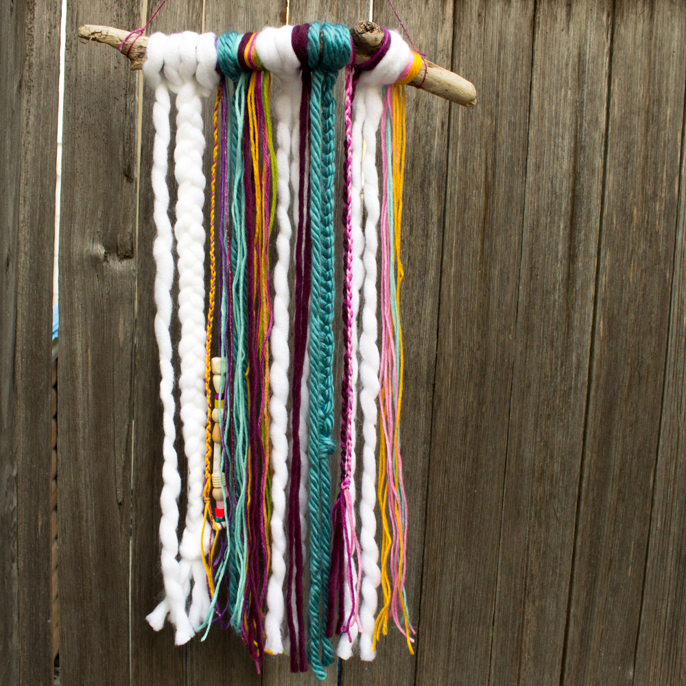 Easy DIY Boho Yarn Wall Hangings