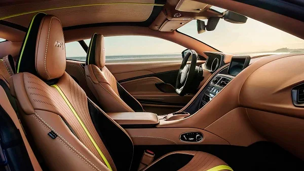 Interior Aston Martin DB11 AMR