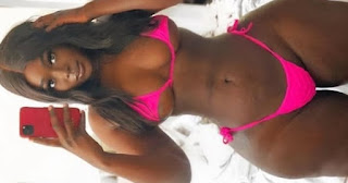 Ghanaian Socialite, Nard (empressnard) Thrills Fans, As She Shares Bikini Vibes Photos On IG