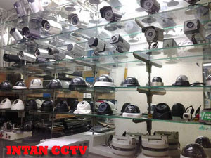 https://intancctv.blogspot.com/2018/09/toko-ahli-pasang-camera-cctv-indoor.html