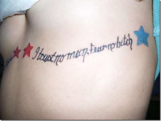 courte_citation_tatouage_sous_la_poitrine_2