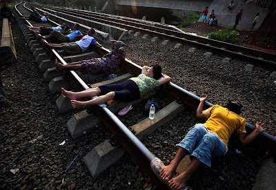 Railway Therapy Practiced in Indonesia Seen On www.coolpicturegallery.us