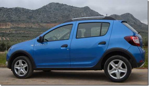 Dacia Sandero en Stepway rij-impressie 02