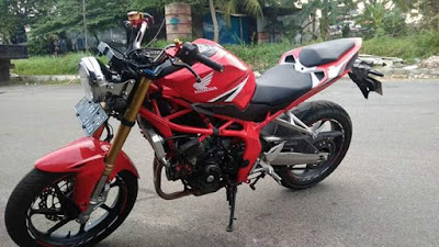 CBR250RR Modifikasi Naked Bike