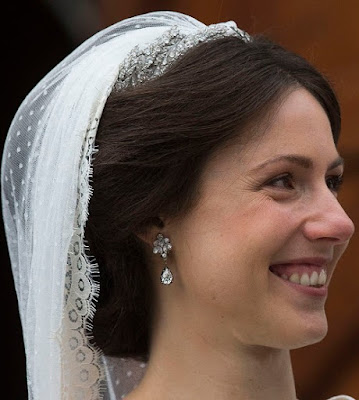 ears of wheat tiara netherlands princess viktoria