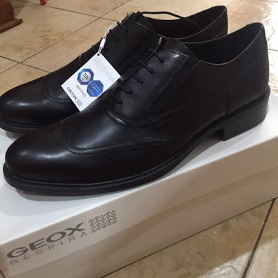 Sepatu formal pria