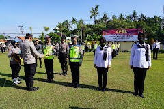 Kapolres Batang Berikan Reward Pada Personel Berprestasi