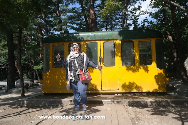 MOUNT SORAK, GUNUNG TERCANTIK DI KOREA, POKOK MAPEL, GUNUNG TERTINGGI, MT SORAK, KERETA KABEL, CABLE CAR DI MOUNT SORAK,  POKOK PAIN, Gwongeumseong Fortress, Seorak Sogongwon Cable Car, Seoraksan National Park (Oeseorak; Outer Seorak), Hotel Hanwha Resort, Seorak, MUSIM LURUH DI KOREA, PERCUTIAN MUSIM LURUH, MAKANAN KOREA,