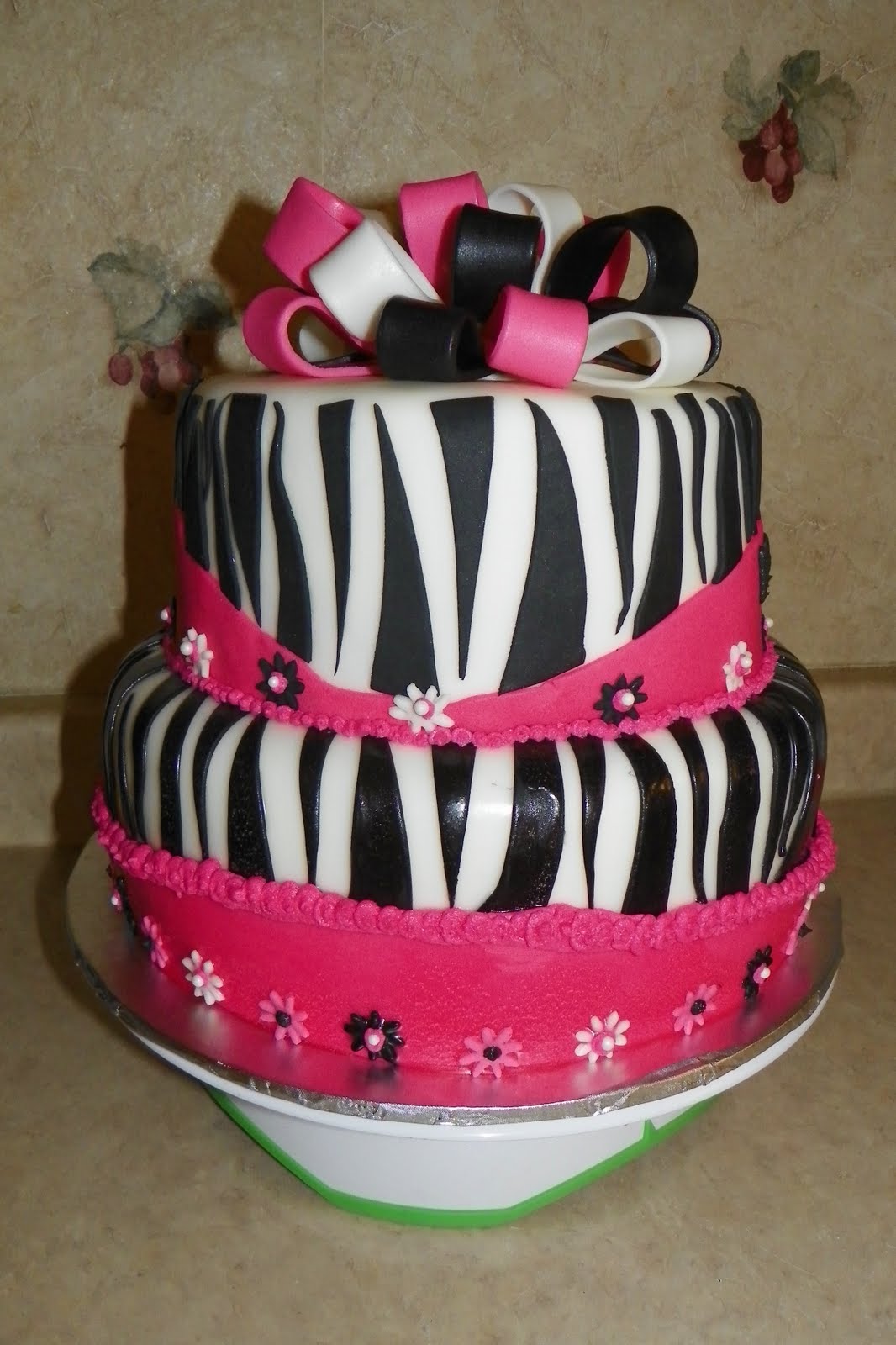 25+ best ideas about Teen Birthday Cakes on Pinterest ...