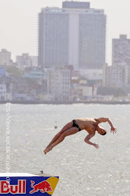  sexta temporada de la Serie Mundial de Cliff Diving, con sede en el Castillo del Morro, de La Habana, Cuba, el 10 de mayo de 2014.