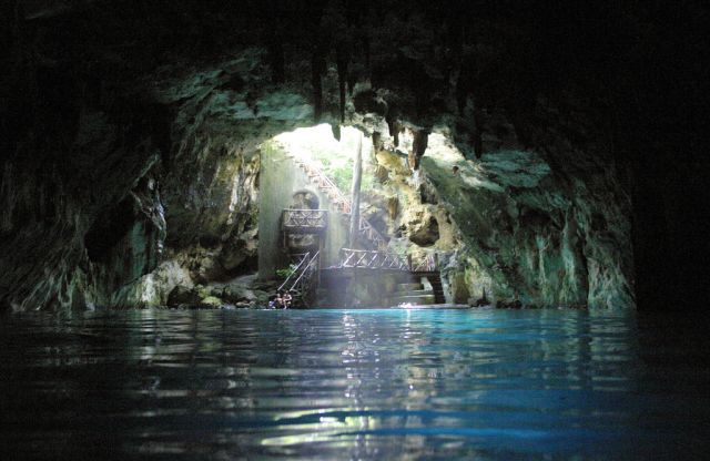 Pemandangan Indah Dari Sumur Yang Menakjubkan... [ www.BlogApaAja.com ]