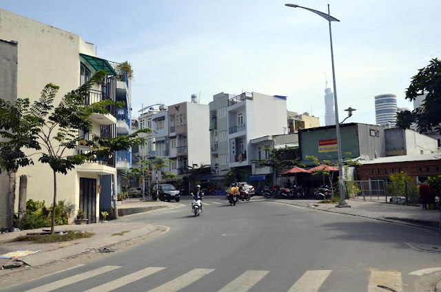 Đường Nguyễn Cửu Vân (tuyến Cống hộp Phan Văn Hân), Phường 17, quận Bình Thạnh