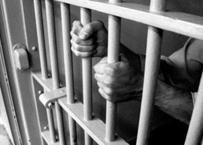 Crime and deviancy are serious problems in our society and Write down the causes of this problem