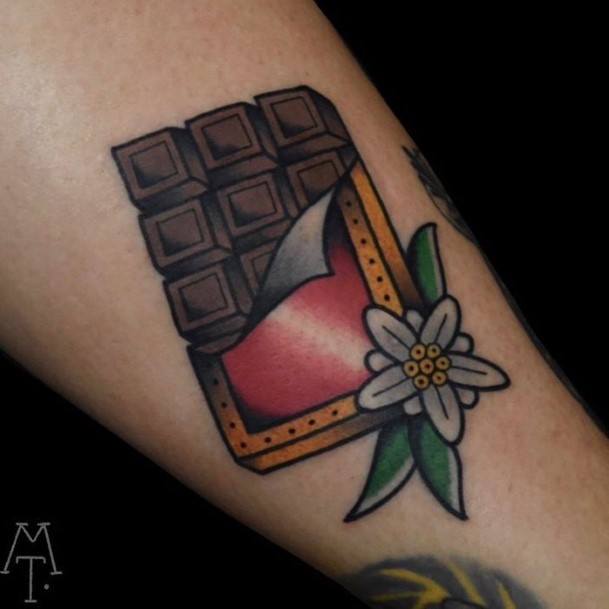 32 lindas tatuagens de chocolate para deixar vocês inspiradas