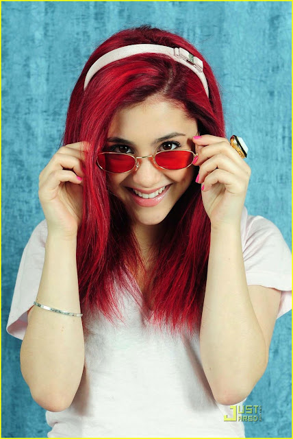 Lets have a look at some pictures of Ariana Grande Red Hair Color