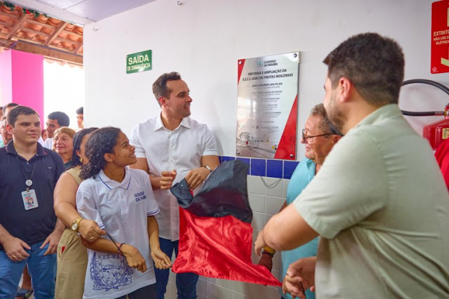 Governador em exercício Lucas Ribeiro entrega escolas integrais em Sertãozinho e Serra da Raiz