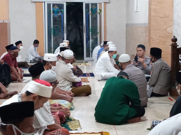 Sukseskan Kampung Sehat Jilid II, Sat Binmas Polresta Mataram Luncurkan Program Safari Subuh