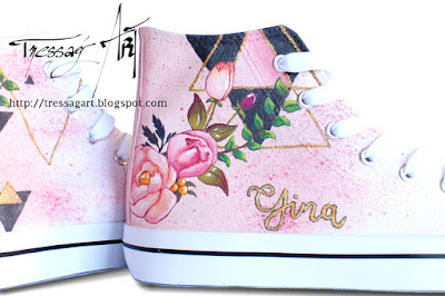 Chaussures baskets personnalisées customisées peinture main
